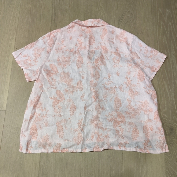 Linen boxy fit button up - Picture 2 of 8